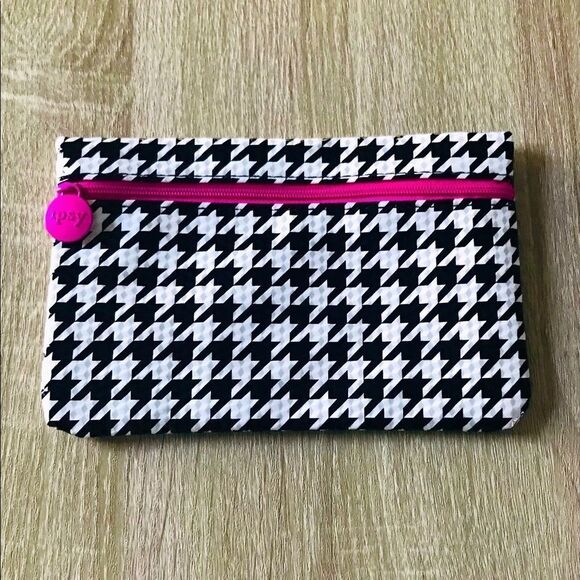 NEW … IPSY Cosmetic / Makeup Bag - Picture 1 of 3